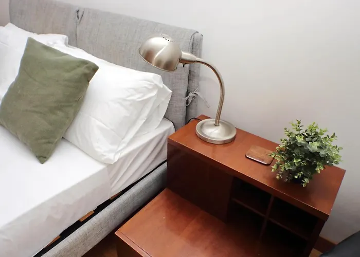 4bnb - Clodio Modern
